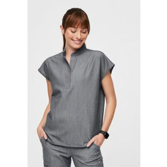 Figs Rafaela Oversized Scrub Top Graphite Gray XS48 - Picture 1 of 3
